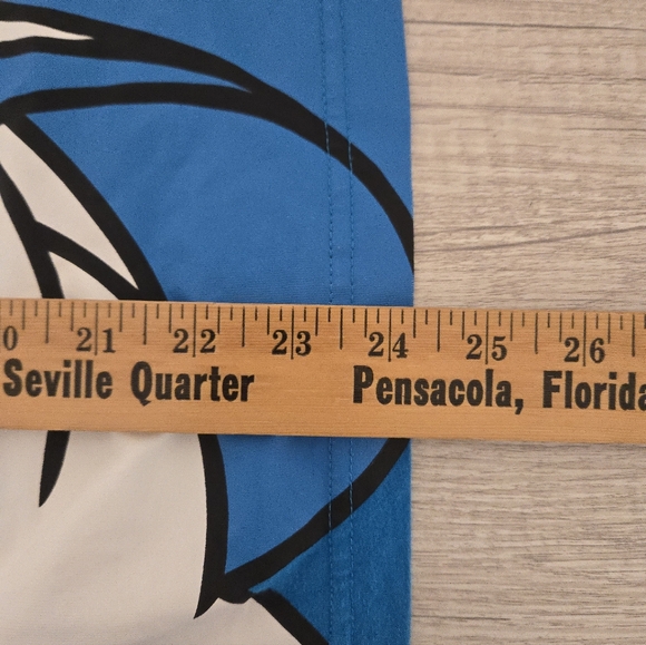 Tokyo Disney Resort Donald Duck T Shirt Graphic Print Blue Youth Large - Picture 4 of 6